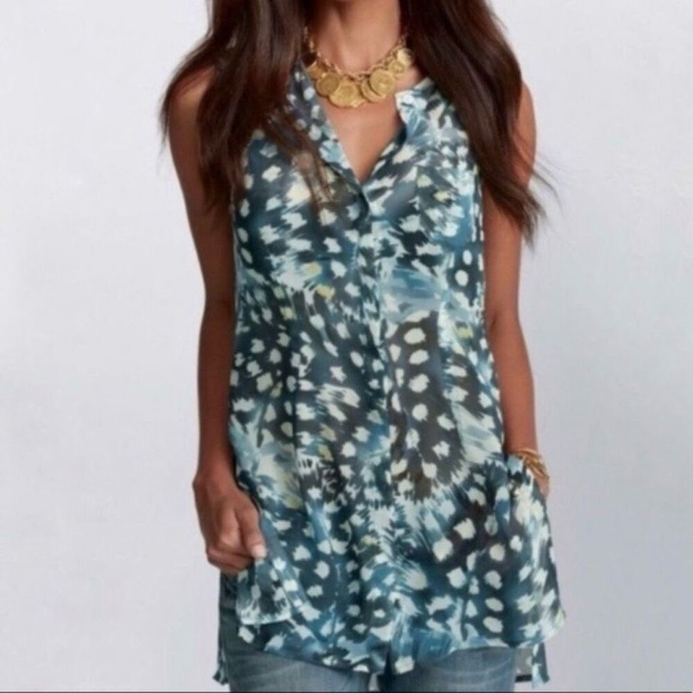 CAbi Avery Sheer Sleeveless Top size XS